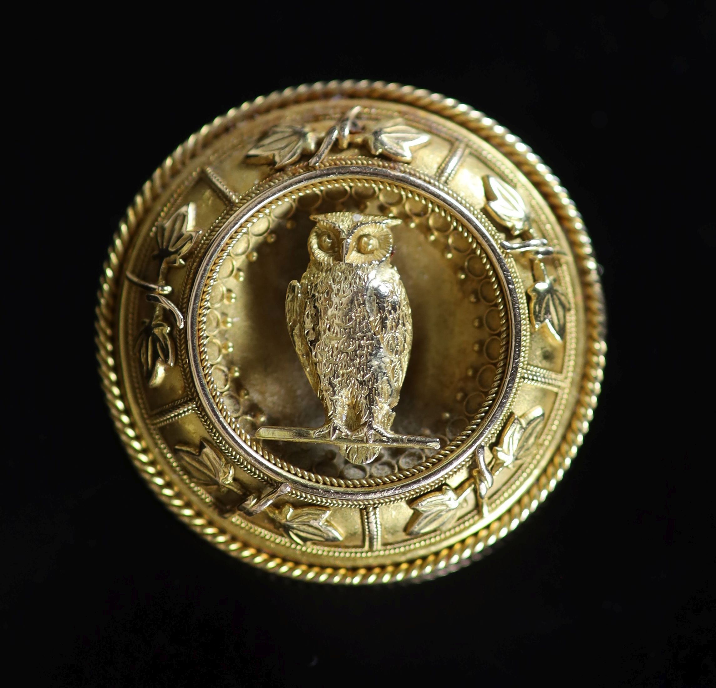 A Victorian gold target brooch